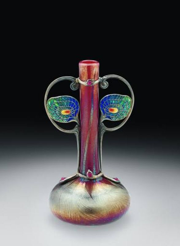 Jarrón 'Peacock' (1897)