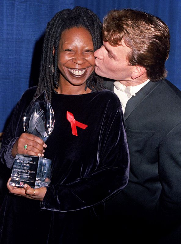 Junto a Whoopi Goldberg protagonizó uno de sus mayores éxitos, 'Ghost'..