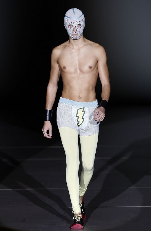 Modelo de Marta Montoto en Cibeles Madrid Fashion Week 2009