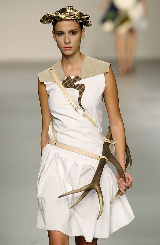 Modelo de Valdnad en Cibeles Madrid Fashion Week 2009