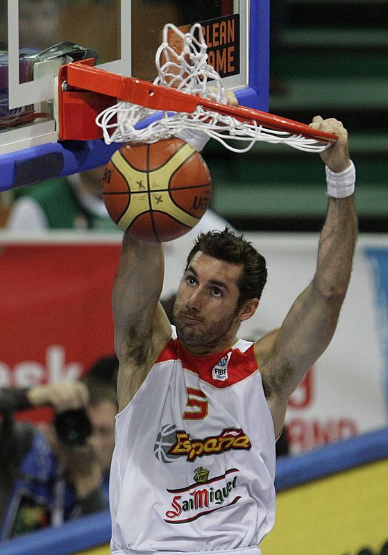 Rudy Fernandez hizo un mate para inaugurar el marcador del partido