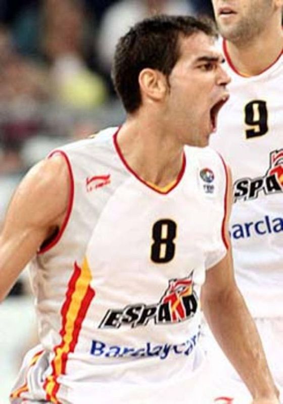 Calderón destacó en la selección antes de dar el salto a la NBA