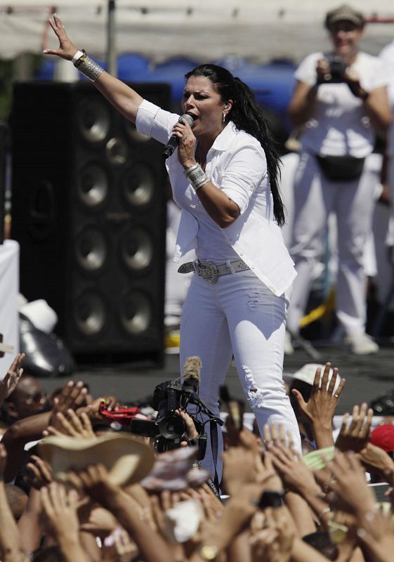 Puerto Rican Olga Tanon performs during Peace Without Borders concert in Havana's Revolution Square