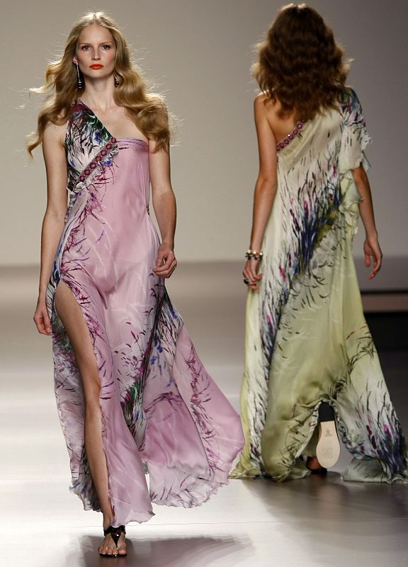 Modelo de Javier Larrainzar en Cibeles Madrid Fashion Week