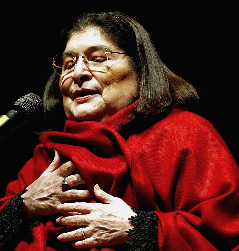 CONCIERTO DE LA CANTANTE ARGENTINA MERCEDES SOSA EN TURQUÍA