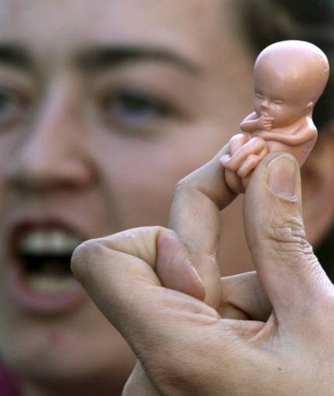 MANIFESTACION CONTRA LA LEY DEL ABORTO