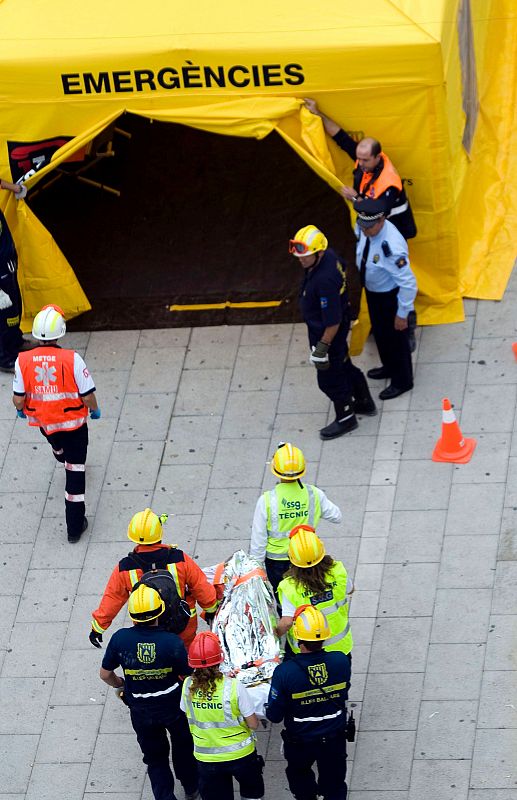 Cuatro muertos al derrumbarse un edificio en Palma