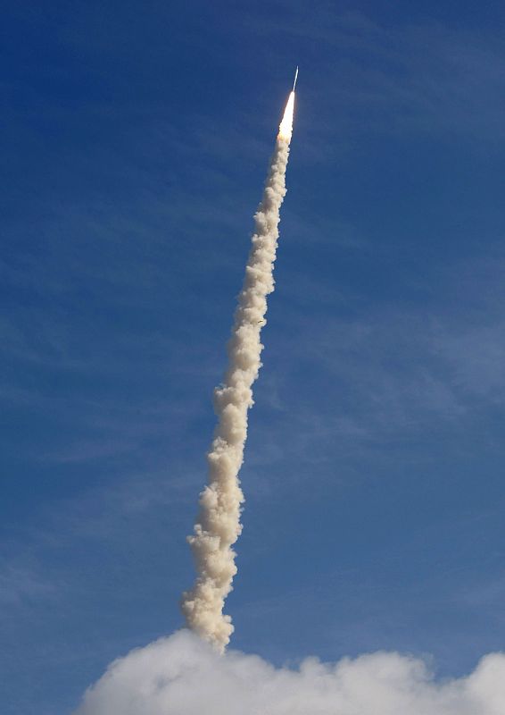 El prototipo Ares I-X es una versión de prueba del cohete Ares I que, de acuerdo con el programa Constellation de la NASA, colocará a los astronautas en órbitas bajas de la Tierra en una cápsula Orion.