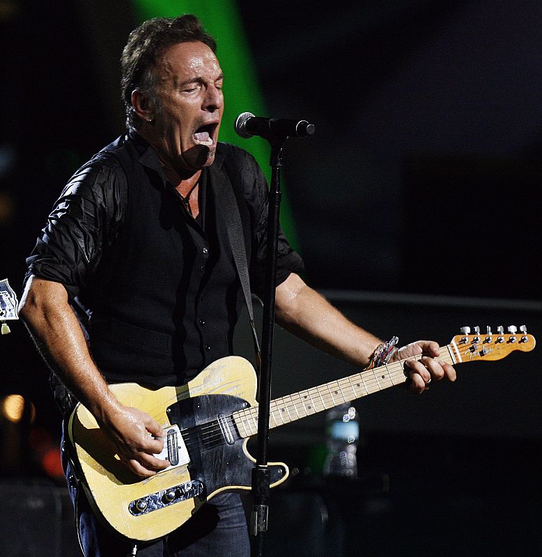 Musician Bruce Springsteen performs during the first of two 25th Anniversary Rock & Roll Hall of Fame concerts in New York