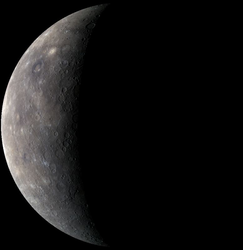 En su tercera aproximación al planeta, la Messenger obtuvo imágenes con diferentes filtros de color. Ahora ya se ha fotografiado el 98% del planeta y el resto se captará una vez que la sonda entre en la órgita de Mercurio en 2011.