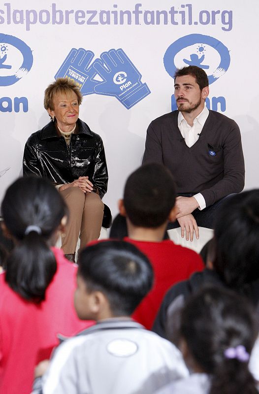 En un colegio madrileño, con motivo de la celebración del 20 aniversario de la Convención de los Derechos del Niño.