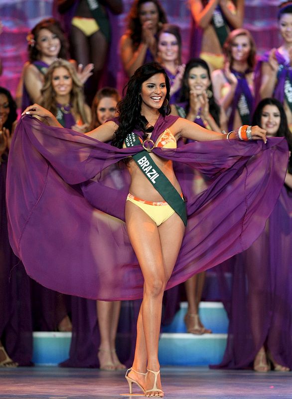 LA BRASILEÑA LARISSA RAMOS SE CORONA MISS TIERRA