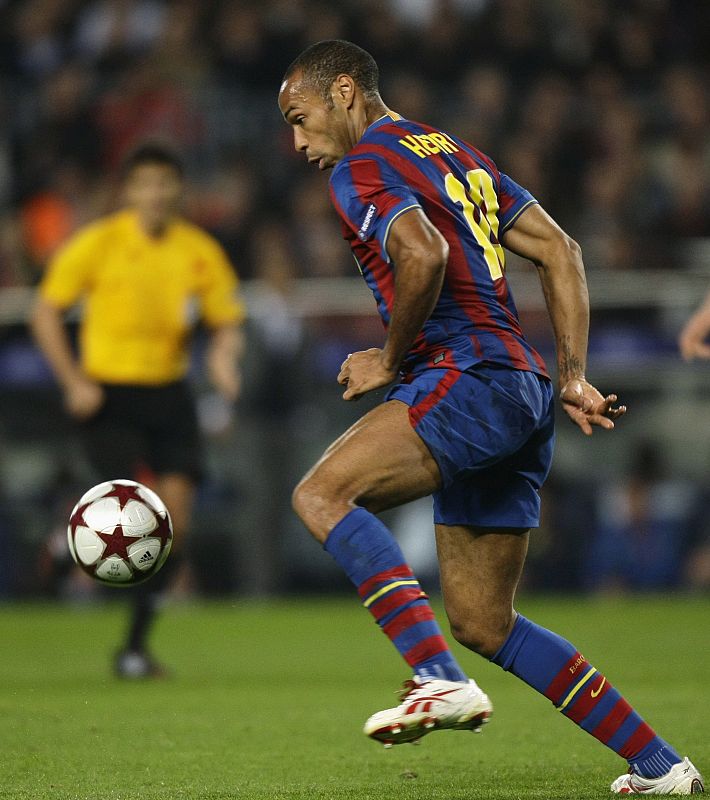 Barcelona's Henry controls the ball during their Champions League soccer match against  Inter Milan in Barcelona