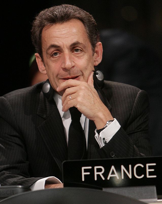 El presidente francés, Nicolas Sarkozy, es otro de los dirigentes que ha advertido del peligro que conlleva la falta de acuerdo para alcanzar un pacto internacional de reducción de emisiones contaminantes.