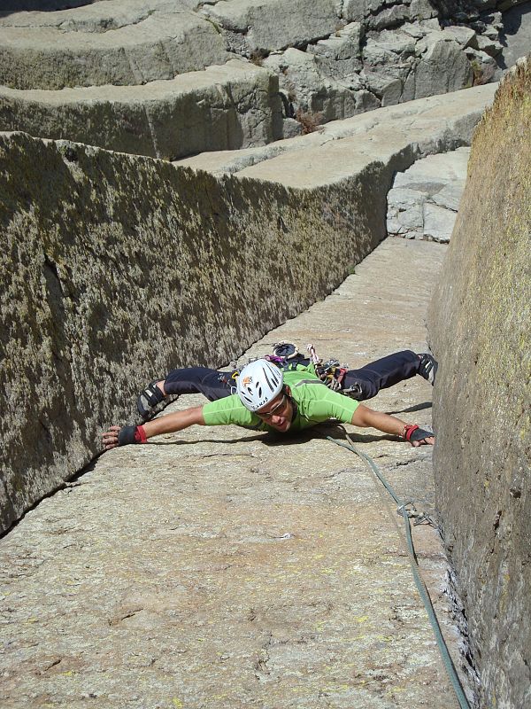 Uno de los mejores momentos de 2009 para Carlos fue, sin duda, el día que escaló 'Matador' en agosto pasado. Está en la Devils Tower (Wyoming), el lugar de mayor avistamiento de ovnis de EEUU.