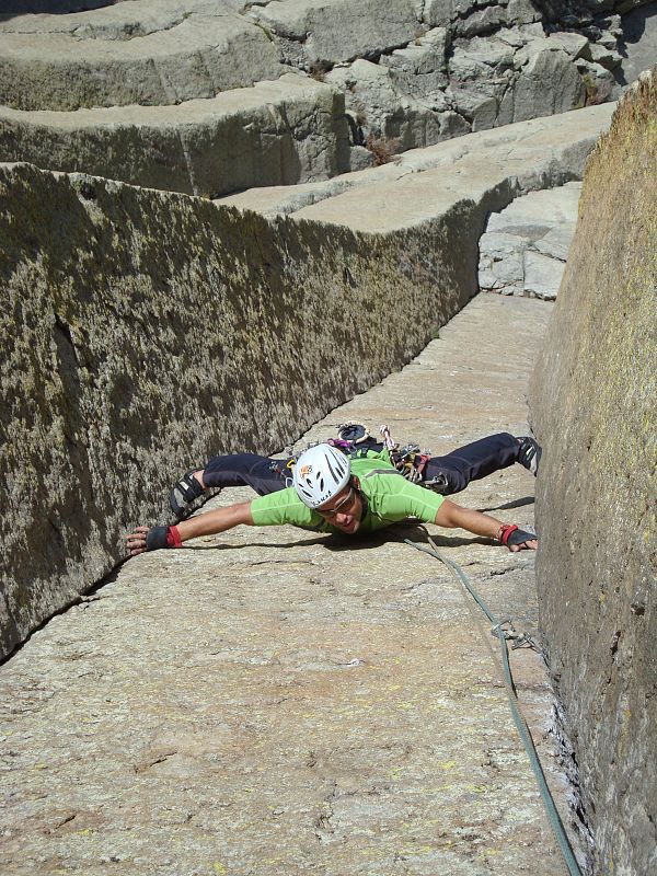 Uno de los mejores momentos de 2009 para Carlos fue, sin duda, el día que escaló 'Matador' en agosto pasado. Está en la Devils Tower (Wyoming), el lugar de mayor avistamiento de ovnis de EEUU.