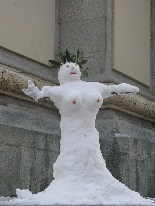 La creatividad no tiene límites a la hora de hacer un muñeco de nieve