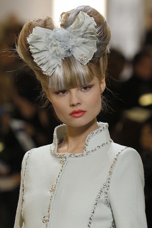 A model presents a creation by German designer Karl Lagerfeld as part of his Haute-Couture Spring Summer 2010 fashion show for French fashion house Chanel in Paris