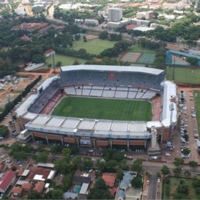 Situado en el corazón de Pretoria, es uno de los estadios más antiguos del país. Tiene actualmente una capacidad de 50.000 asientos.