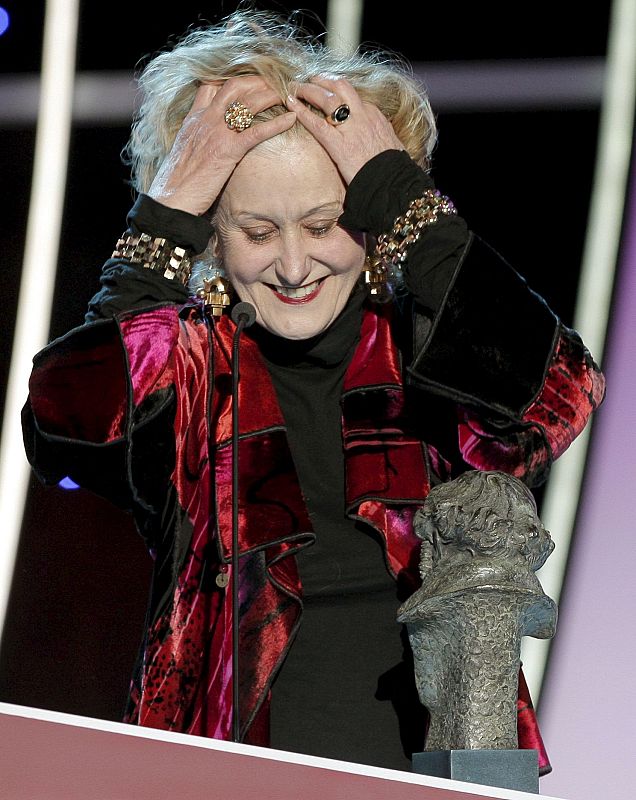 MEJOR DISEÑO DE VESTUARIO