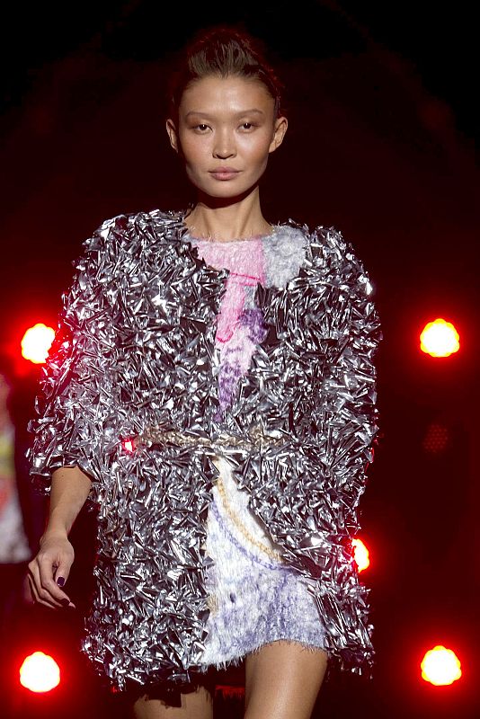 Desde hace unos años, Nueva York está rendida a los diseños vanguardistas y metálicos de Custo.