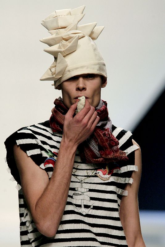 CIBELES MADRID FASHION WEEK - ISABEL MASTACHE