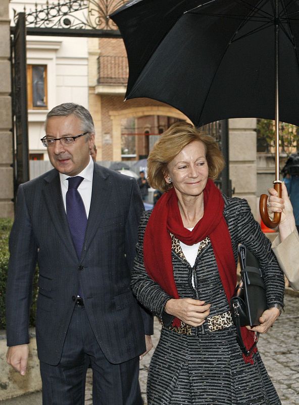 REUNIÓN ENTRE GOBIERNO Y PARTIDOS PARA BUSCAR UN PACTO ANTICRISIS