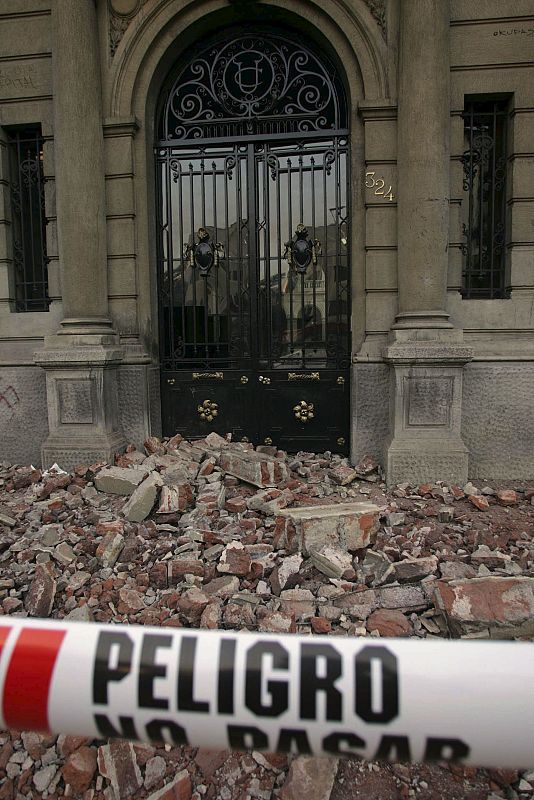 SEÍSMO DE 8,8 GRADOS EN CHILE