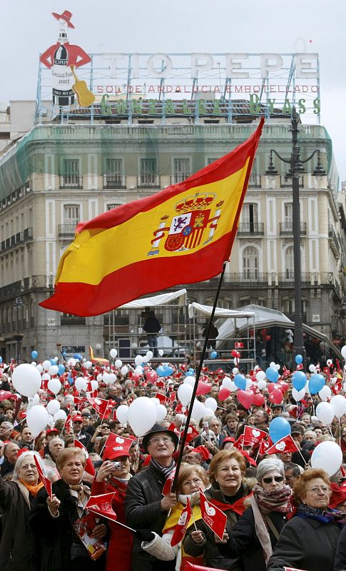 MILES DE PERSONAS PIDEN EN LA CALLE LA DEROGACIÓN DE LA LEY DEL ABORTO