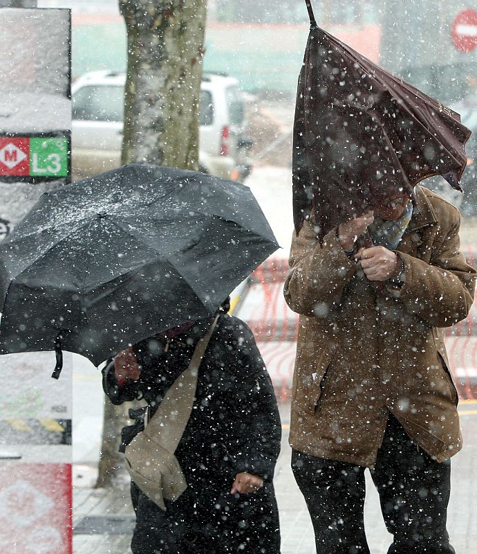 Nieve en el barrio barcelonés del Valle Hebrón.