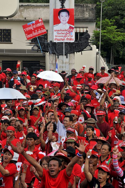 Los manifestantes quieren alcanzar un millón de centímetros cúbicos de sangre para lanzarlos contra el Gobierno