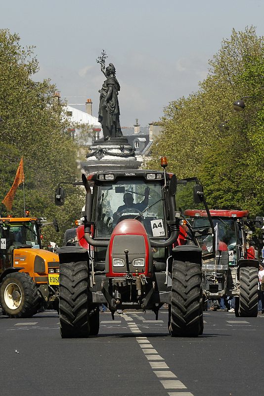 Tractorada en París