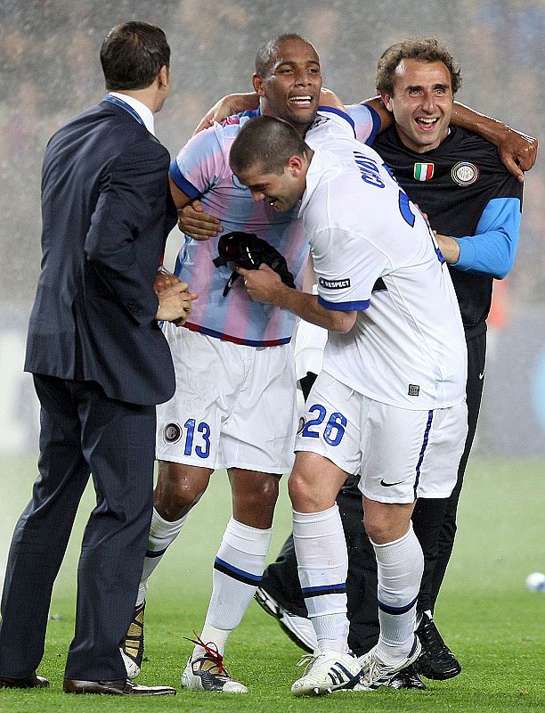 F. C BARCELONA - INTER DE MILAN