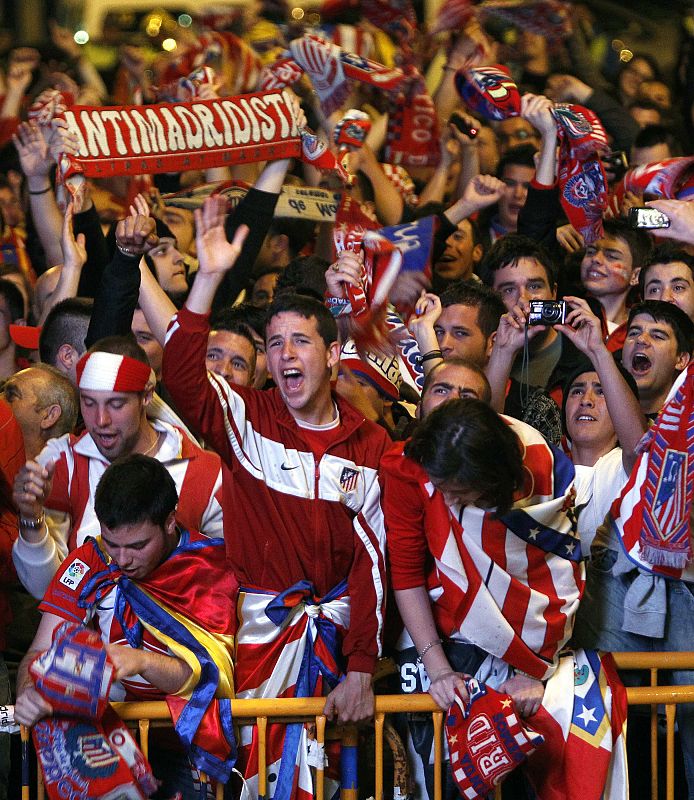 Fiesta colchonera por las calles de Madrid.