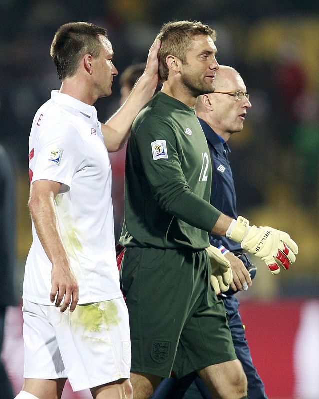 Terry apoya a Green al final del partido.