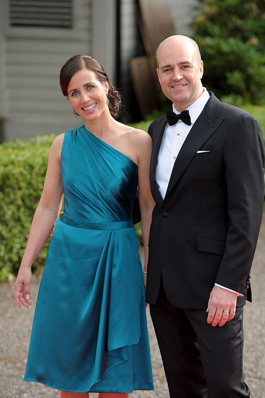 El primer ministro sueco Fredrik Reinfeldt y su esposa Filippa son los anfitrionres de la cena de gala ofrecida por el gobierno sueco en el Eric Ericson Hall, en la isla de Skeppsholmen.