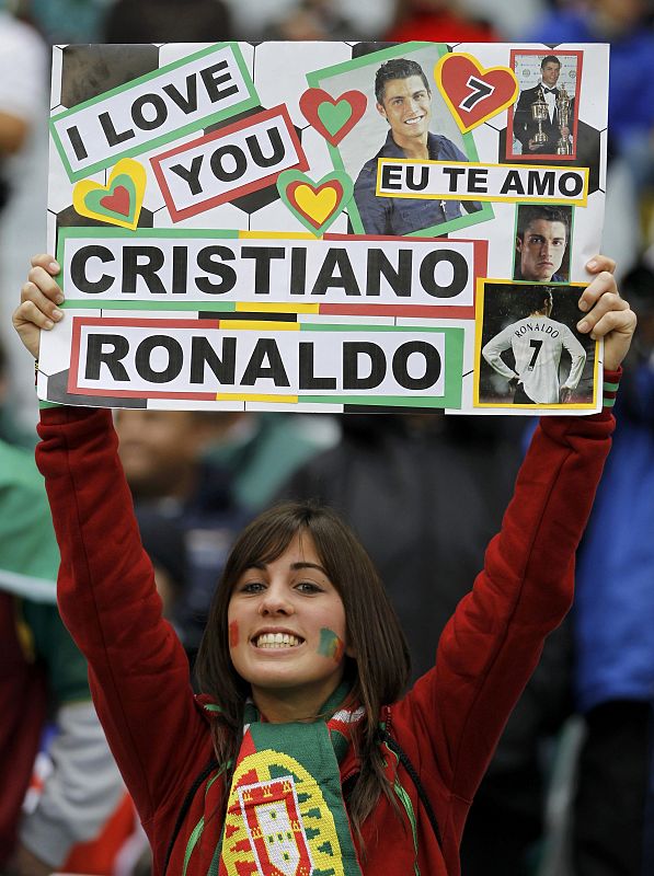 Cristiano Ronaldo es el ídolo de la afición portuguesa.