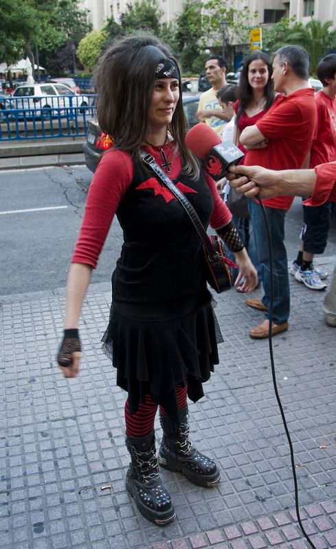 Una fan de Aguila Roja disfrazada