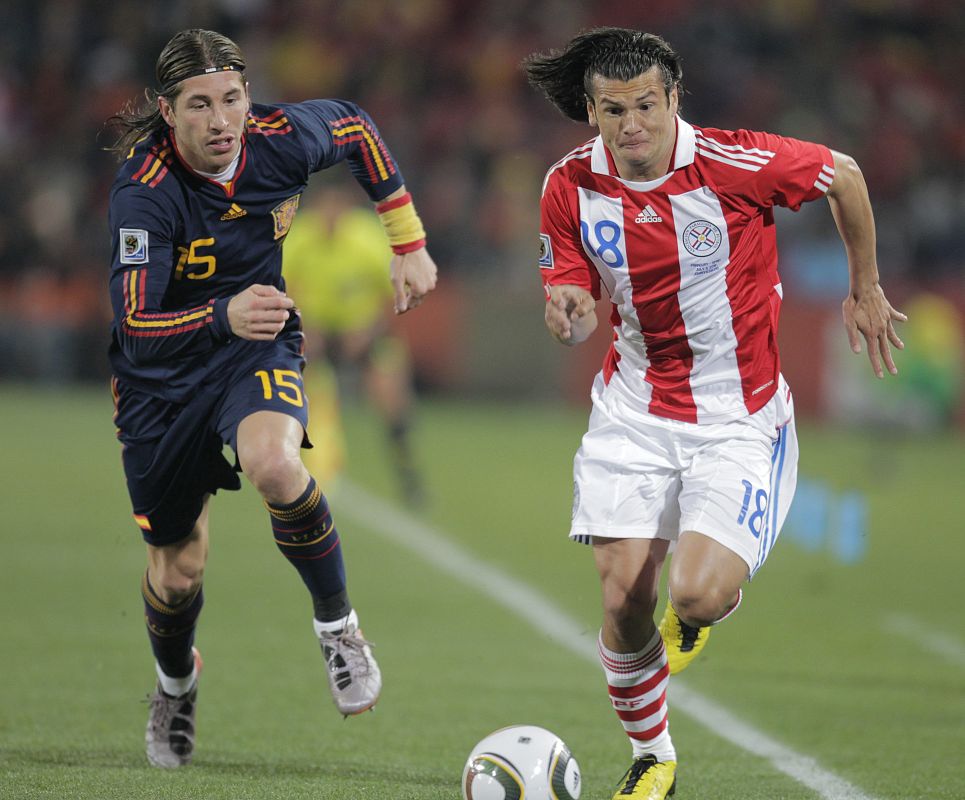 Sergio Ramos persigue a Almeida durante la primera parte