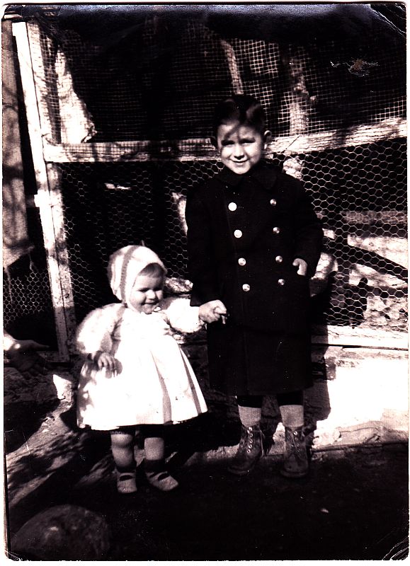 Josep Antoni Duran I Lleida con su hermana
