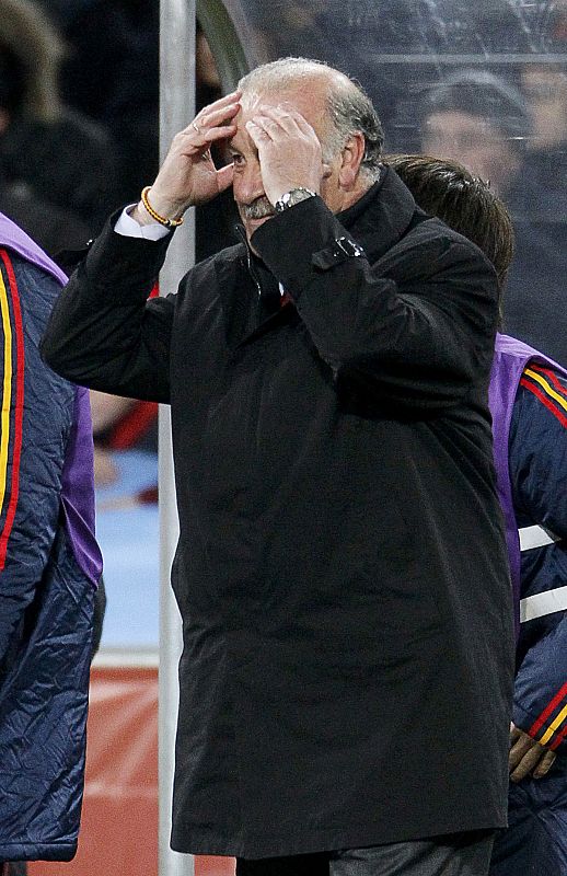Del Bosque se echa las manos a la cabeza
