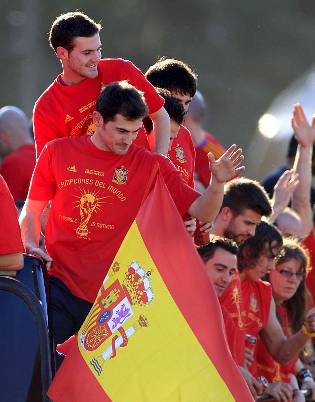 LA SELECCIÓN EMPIEZA EL RECORRIDO POR LAS CALLES DE MADRID