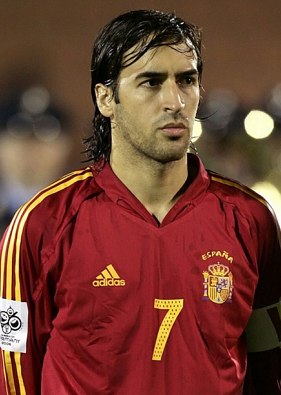 -PHOTO TAKEN 12OCT05- Raul Gonzalez of Spain poses for photographers during soccer match at the Serr..