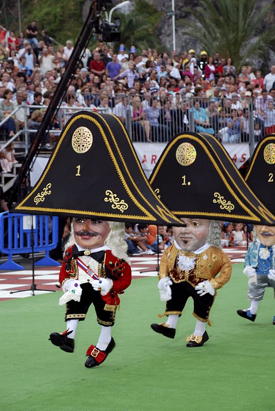 Danza de Enanos en la Bajada de La Virgen de Santa Cruz de La Palma