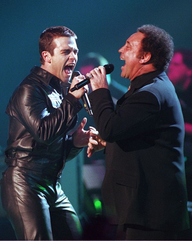 ROBBIE WILLIAMS AND TOM JONES PERFORM FINALE AT BRIT AWARDS