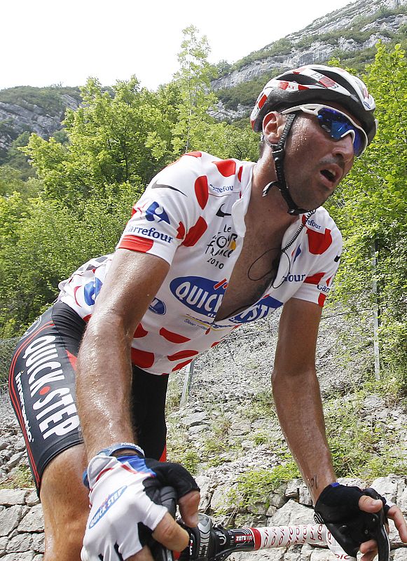 El francés Jerome Pineau, de Quick Step, ha sabido defender su maillot de puntos rojos como campeón de la montaña.