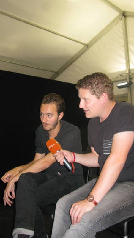  RTVE.es charló con Editors sobre su gira y su último trabajo. 