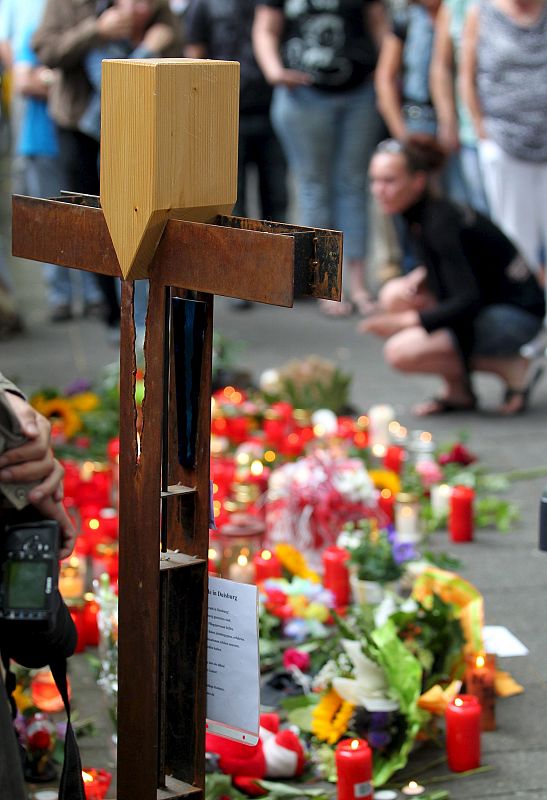 TRAGEDIA EN LA "LOVEPARADE" EN DUISBURGO