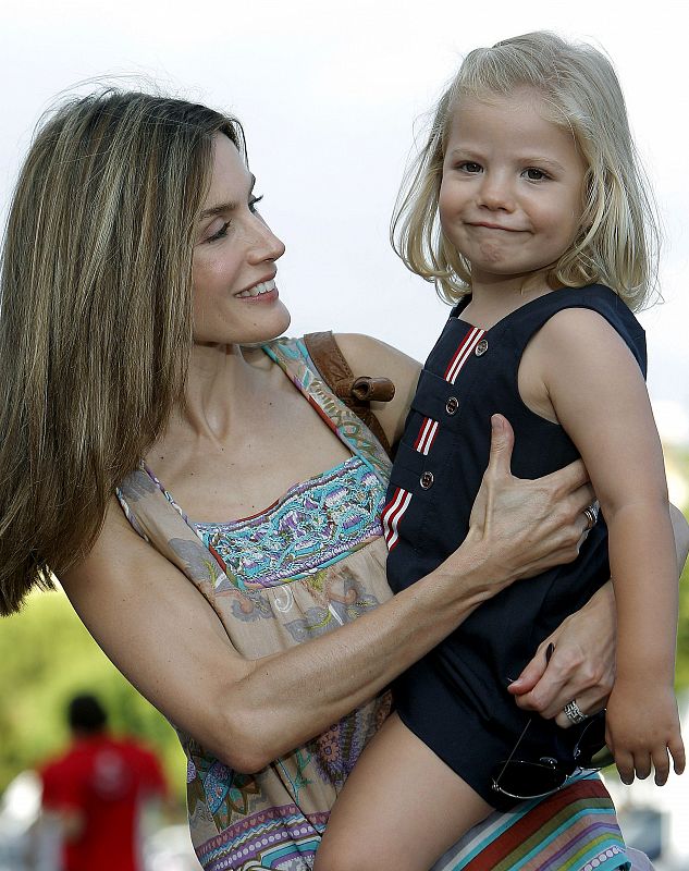 La princesa Letizia con la infanta Sofía