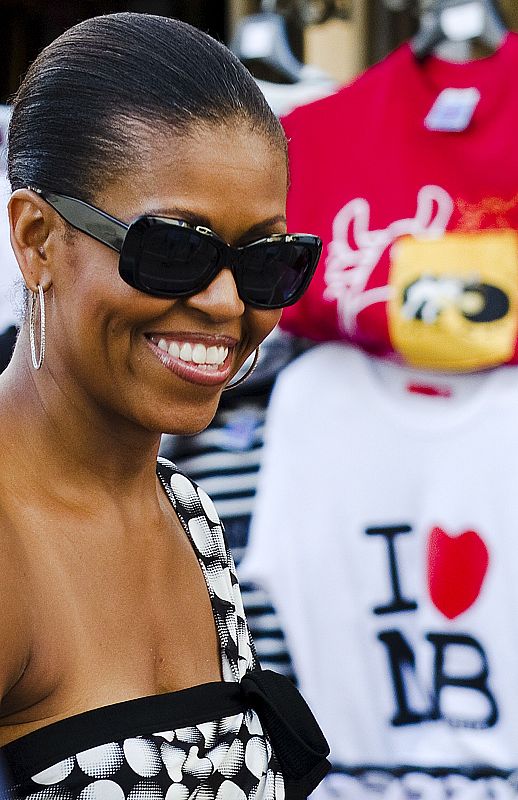 MICHELLE OBAMA HACE SU PRIMERA VISITA A MARBELLA DURANTE SUS VACACIONES